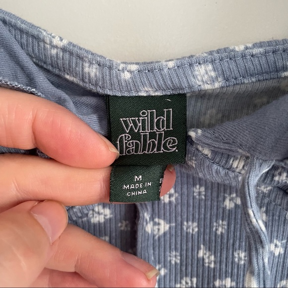 Wild Fable Bodysuit Sweetheart Neckline Medium NWOT - Picture 3 of 8